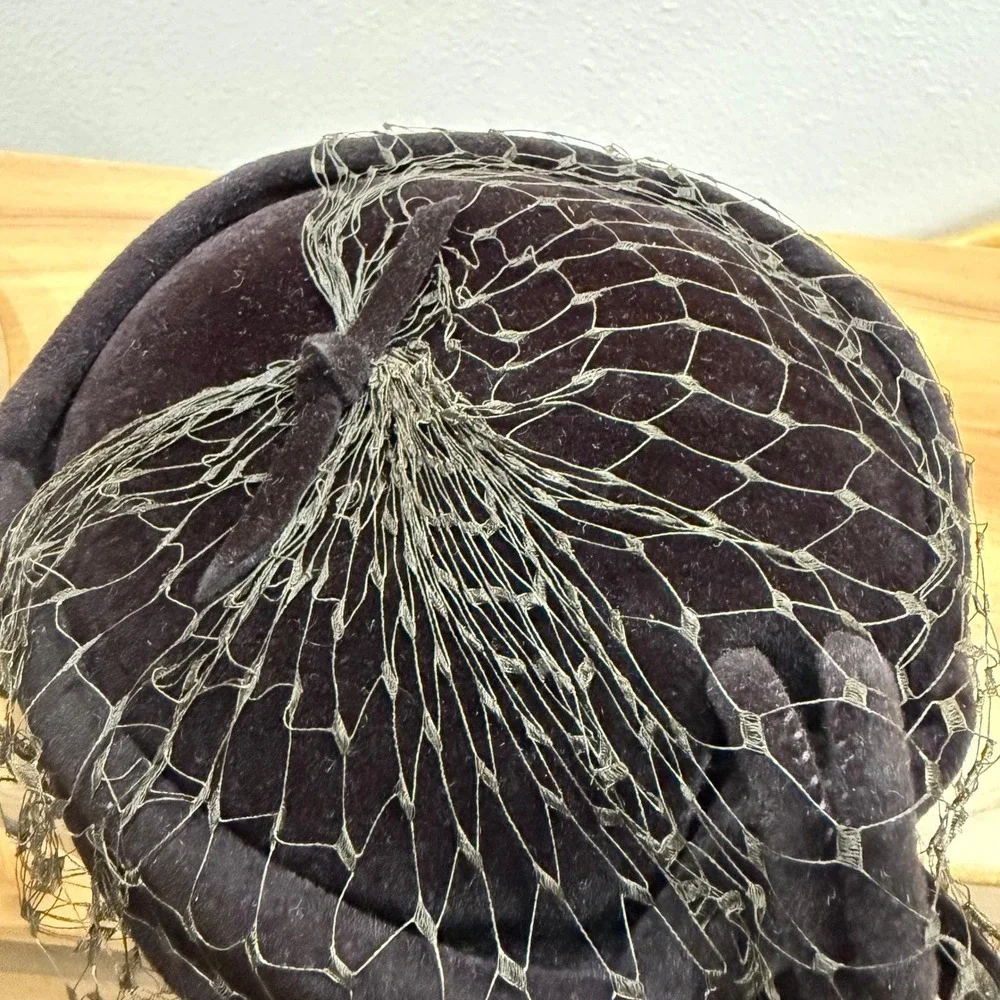 Vintage 50s Evelyn Varon Old Hollywood Glamor Birdcage Veil‎ Pillbox Beret Hat